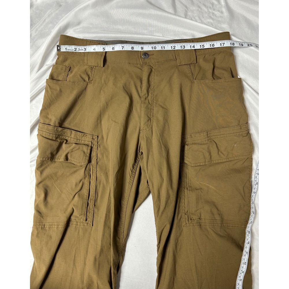 Duluth Trading Co Mens Dry on the Fly Cargo Pants Brown Relaxed Fit 36x34 Hiking - Picture 15 of 16